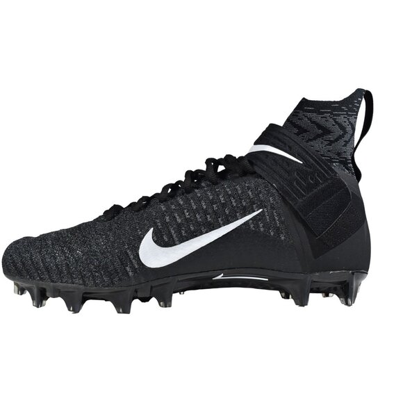 Athletic_Shoes